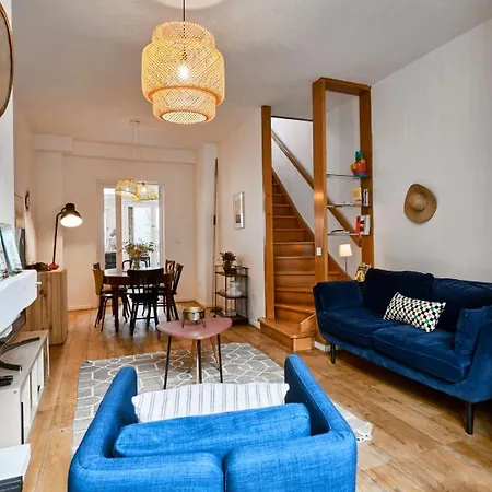 3 Bedroom House With Courtyard Close To Lille Guest house 4*