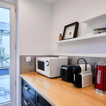 3 Bedroom House With Courtyard Close To Lille